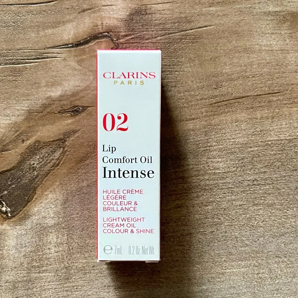 Clarins Paris Lip Comfort Oil Intense - Hydrating Lip Oil in Intense Plum 02
